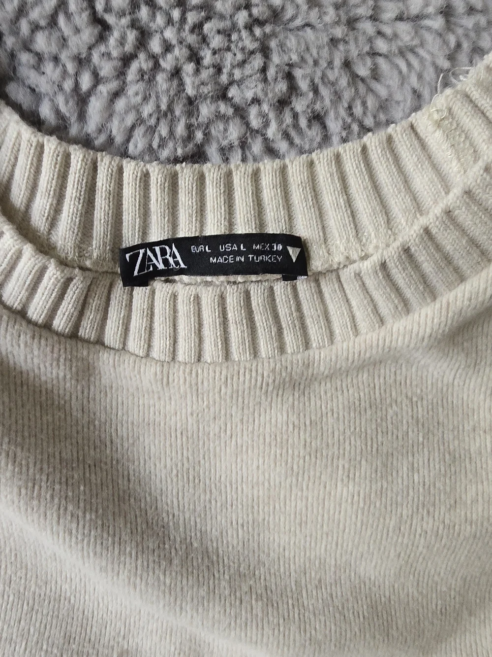 ZARA Neutral Cream Ribbed Crewneck Sweater - Picture 2 of 2